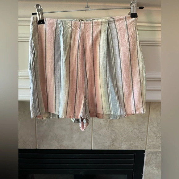 Show Me Your MuMu Pants - Show Me Your MuMu - Sawyer Shorts Pastel Striped - Size Small